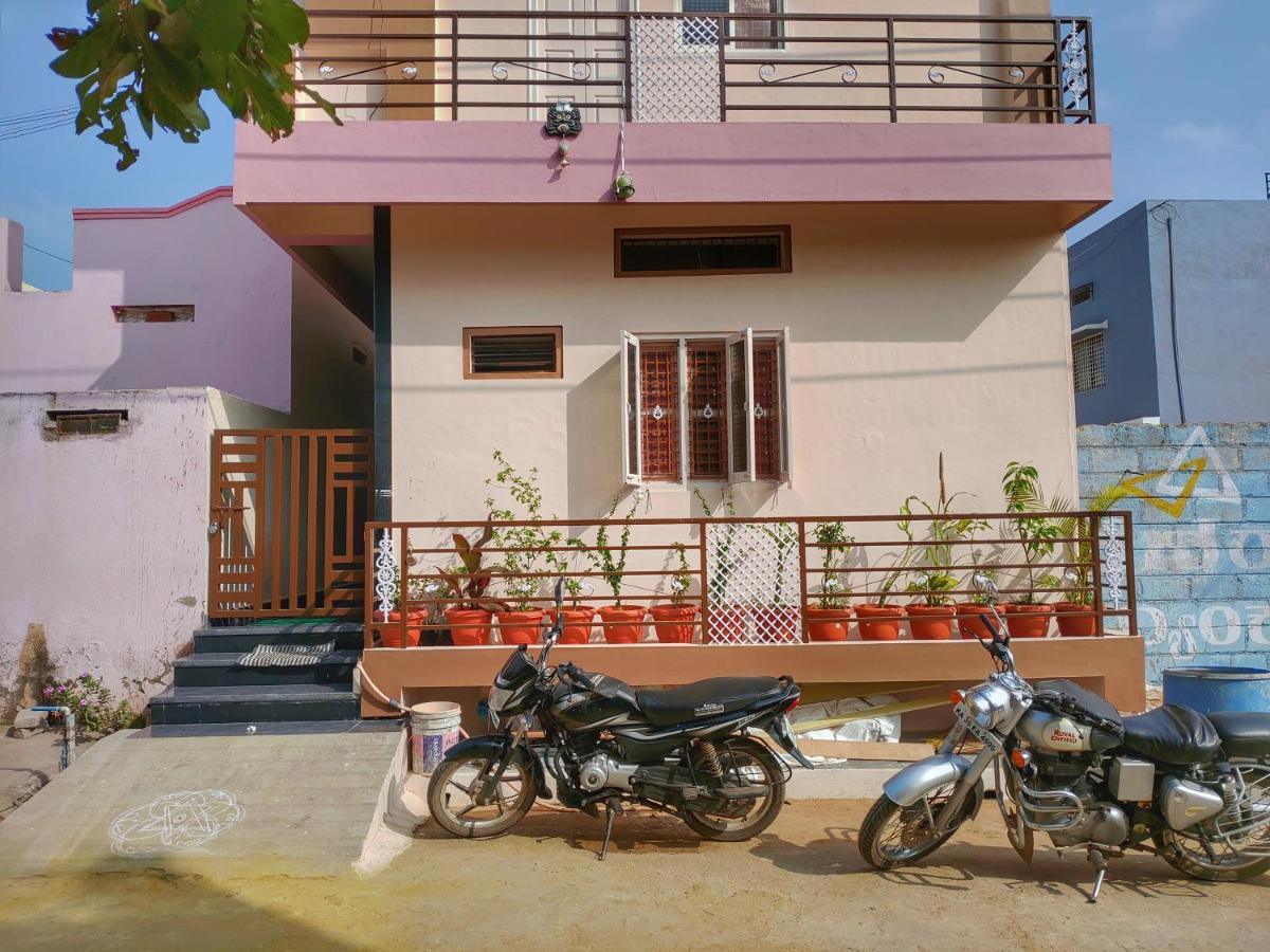 Vijayanagara Home Stay Hampi Kültér fotó